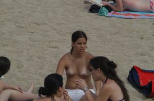 Spying Bikini Beach Candids [x137]37qf1t4hx1.jpg