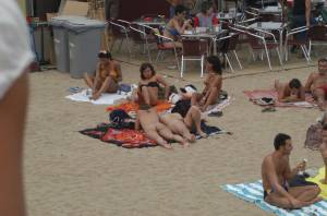 Spying Bikini Beach Candids [x137]o7qf1r5ccb.jpg