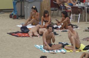 Spying Bikini Beach Candids [x137]i7qf1r7prw.jpg