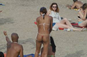Spying Girls Teasing On Beach [x42]-x7qf1qgnyx.jpg