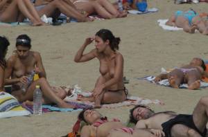 Spying Bikini Beach Candids [x137]u7qf1rti0h.jpg
