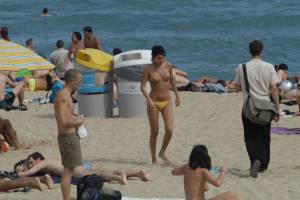 Spying Bikini Beach Candids [x137]27qf1txywh.jpg