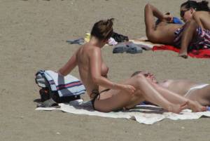 Sexy-Girls-On-The-Beach-%5Bx193%5D-17qf2g65vx.jpg