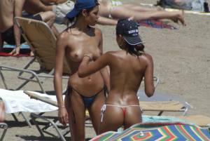 Sexy-Girls-On-The-Beach-%5Bx193%5D-47qf2hhocr.jpg