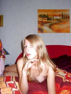 Hottest Blonde (Named as found)77qft9dx26.jpg