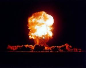 Nuclear-Weapons-Explosion-Collection-f7qguhacpg.jpg