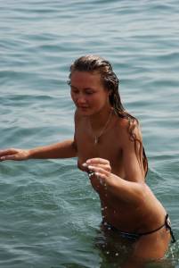 Slim European Beauty Topless At The Black Sea-57qim41yyi.jpg