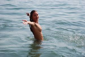 Slim European Beauty Topless At The Black Seap7qim4tdoj.jpg