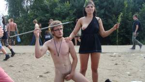 Amateurs Nude InThe Mud During Woodstock Event-v7qimuwage.jpg