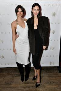 Emily Ratajkowski Shows Gorgeous Body in Sexy Dress at CODE8 NYC Launch Event-77q0auv0ab.jpg