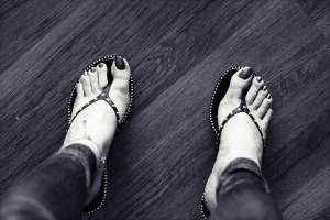 Erikas Feet-v7q07kjmmr.jpg