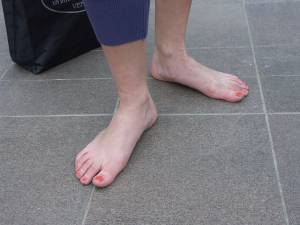 Feetosopher-Alyssa%2C-Valentina-XX-11-XX-Winter-barefooting-%28Mes-c7q1bmp0nt.jpg
