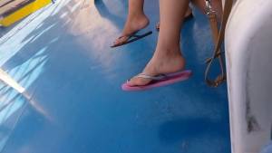 Feet-Candids-From-Greece-%5Bx83%5D-r7q180fi1s.jpg