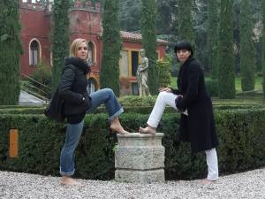 Feetosopher-Alyssa, Sole - 2015-01-02 Winter barefooting (Verona-o7q198vkh3.jpg