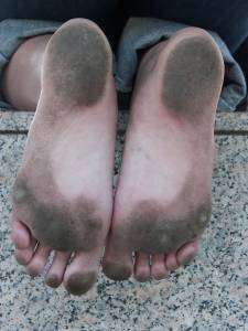 Feetosopher-Alyssa, Claire - XXXX-XX-XX Winter barefooting (Mestp7q19dinhg.jpg