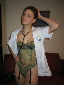 Bisexual Amateur Doctor Cheating Her Cuckold Husband [x382]-w7q32oeif1.jpg