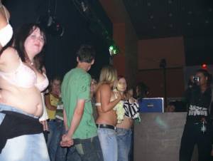 czech-teens-disco-fun-stripping-at-local-clubs-h7q32941es.jpg