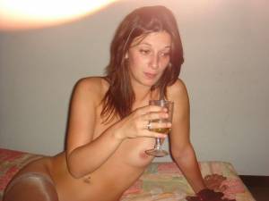 Bisexual Amateur Doctor Cheating Her Cuckold Husband [x382]-a7q32up7ks.jpg