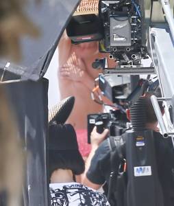 Elsa Hosk Nipples While Changing Outfits On A VS Photoshoot In Miami-y7q3nrn6yg.jpg