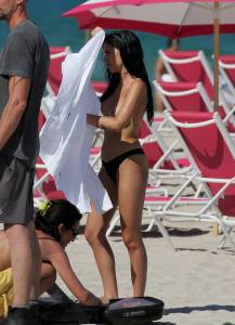 Giulia De Lellis – Topless Bikini Photoshoot on the Beach in Miamib7q4gcra6r.jpg