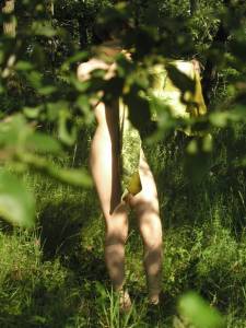 Naked-girl-in-the-woods-g7q4vu36qe.jpg