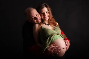 Czech-pregnant-photoshoot-a7q7wtpm3m.jpg