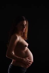 Czech pregnant photoshootl7q7wv90b5.jpg