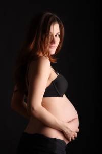 Czech pregnant photoshoot-37q7wubx3w.jpg