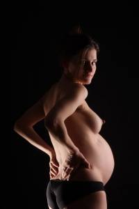 Czech-pregnant-photoshoot-o7q7wx87or.jpg