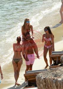 Eva Kaili - Bikini Candids In Mykonos27q8c64kpd.jpg