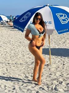 Claudia Romani Flaunts Big Boobs in Bikini at a Beach in Miami-w7q89trbpd.jpg