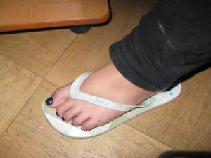 Amateur-feet-mix%2C-Collected-from-Facebook-and-other-social-networks-h7q96t6agi.jpg