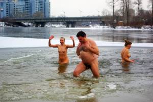 Ukranian ice winter public nudityn7qjexbx4v.jpg