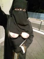 Muslim Girls Big Tits Collection [x275]z7qksejox7.jpg