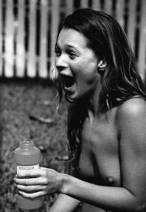Kate Moss Randoms-07qnsf1nhs.jpg