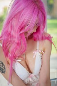 Lily-Cosplay-Pink-Hair-Girl-Lilly-in-White-Stockings-w7qofnr3e5.jpg