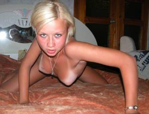  Blonde Girl Naked With Tanlines (80 Pics)-77qqj1jkzh.jpg