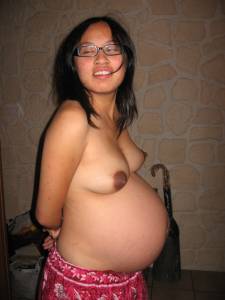 Pregnant Asian Amateur Girl (15 Pics)d7qqpsxggj.jpg