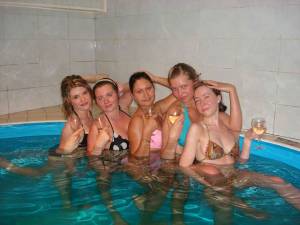 Russian girls barchelorette party (135 Pics)-e7qrdhw5ml.jpg