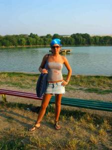 Russian-Girlfriend-Gets-Naughty-Outdoors-And-Indoors-%2899-Pics%29-e7qrd3j0sy.jpg
