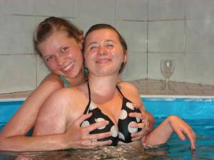 Russian girls barchelorette party (135 Pics)-e7qrdhf1yi.jpg