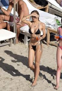 Alexis-Ren-bikini-candids-on-the-Beach-in-St.-Barts-67qra9n630.jpg