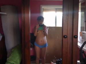 Pregnant-Girl-Naked-Photos-%28123-Pics%29-77qrj3ehmq.jpg