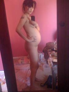 Pregnant Girl Naked Photos (123 Pics)47qrj275fk.jpg