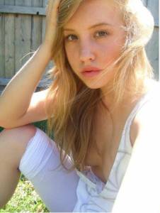 Cute Blonde SelfShot (152 foto)-h7qr6levwz.jpg