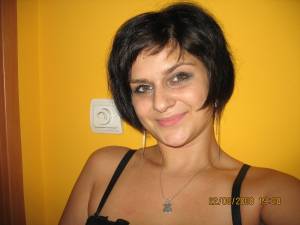 Romanian-amateur-girl-e7qruskw7i.jpg